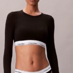 photo_5793943674839305208_y