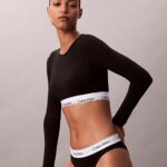 photo_5793943674839305208_y