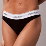 photo_5793943674839305210_y