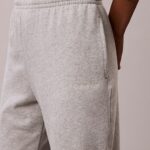 photo_5793943674839305224_y