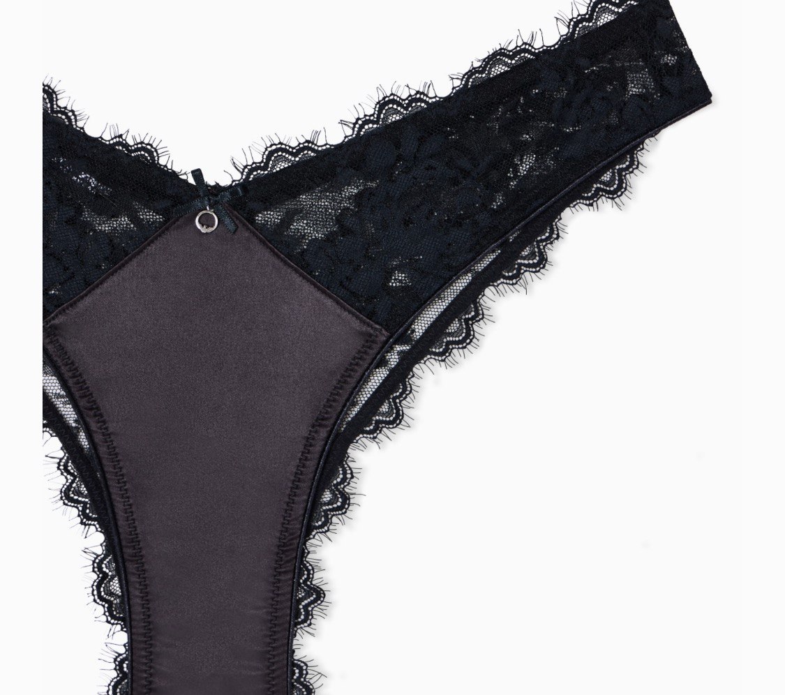 photo_5794318934721891245_y