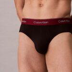 photo_5796195474652990255_y