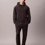 photo_5796195474652990267_y