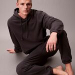 photo_5796195474652990267_y