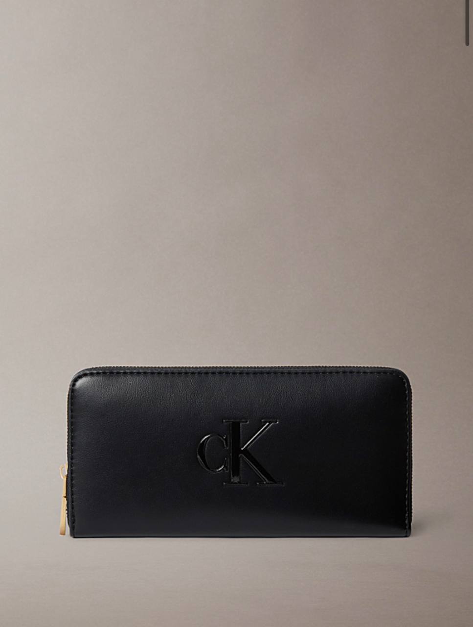 Bold CK Long Zip Around